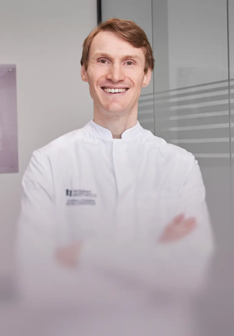 Dr. med. Jonathan Redeker
